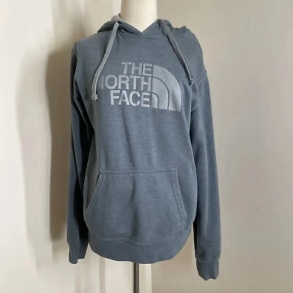 The North Face Men’s Hoodie Hooded Sweatshirt -SZ S - Graphic Print Grey